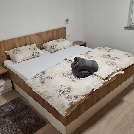 Villages * 지로브니차